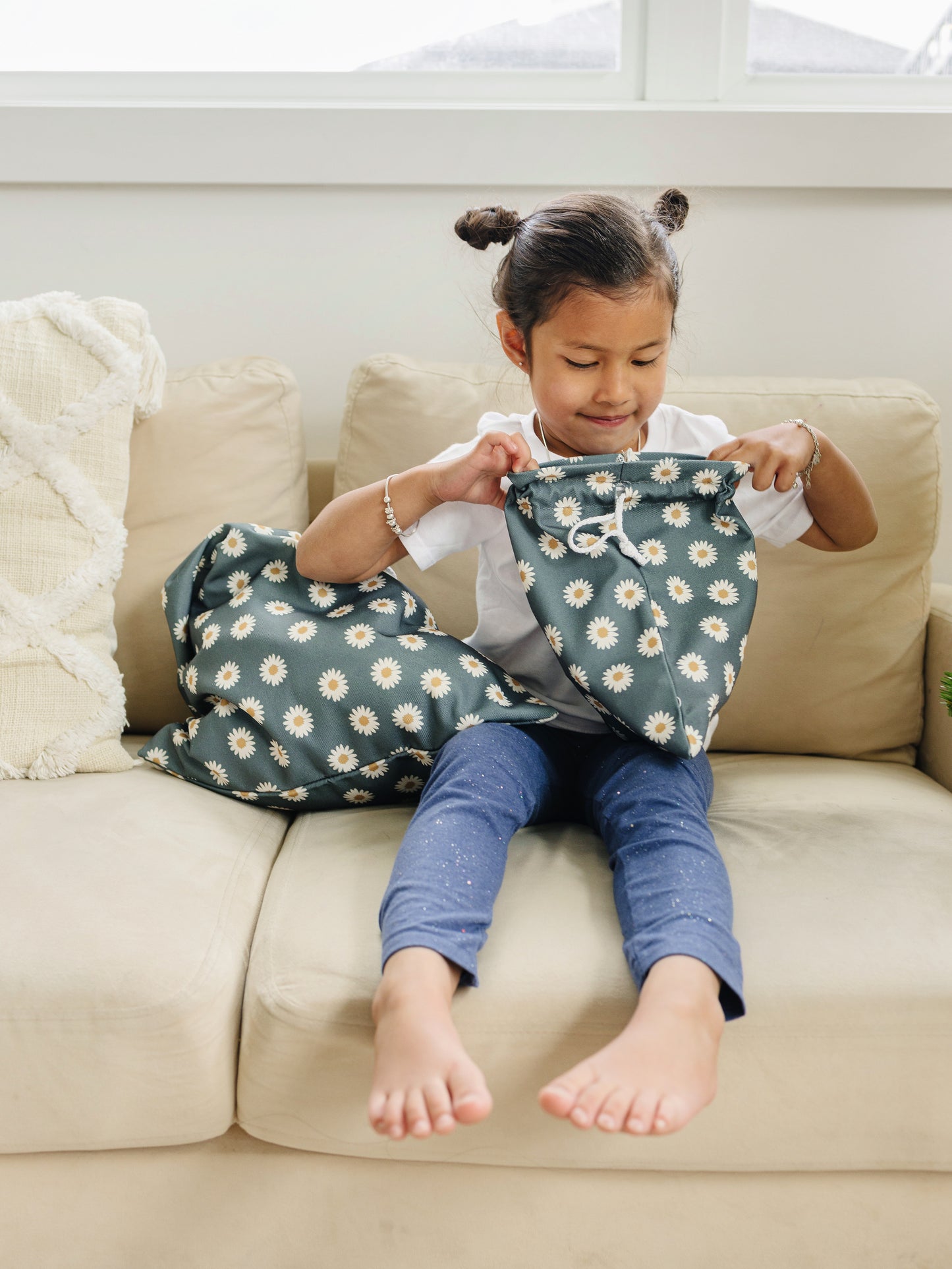Daisy Floral Fabric Gift Bag